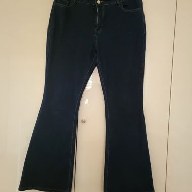 Jeans bootcut blu scuro