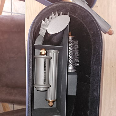 Dyson Lockenstab Bürsten ect