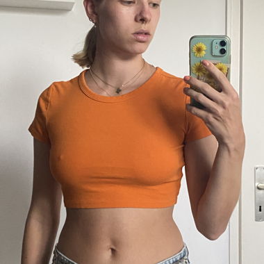 crop top orange 