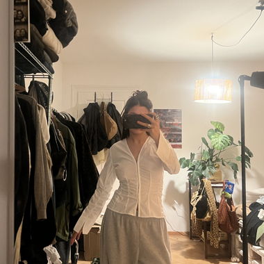 Weisse Weekday Bluse