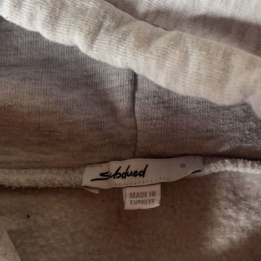 Grey hoodie with star back print