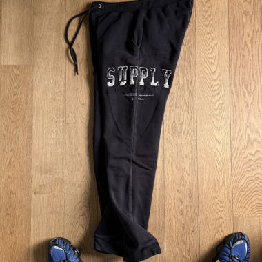 Supply & Demand black sweatpants XL