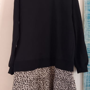 Abito con stampa leopardata