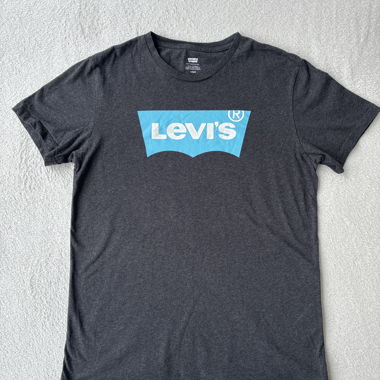 Levi's schwarzes T-Shirt