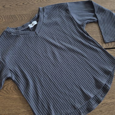Graues Ribbed Langarmshirt