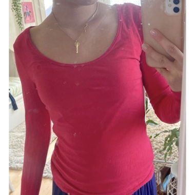 Maglia a maniche lunghe rossa di edc, taglia S