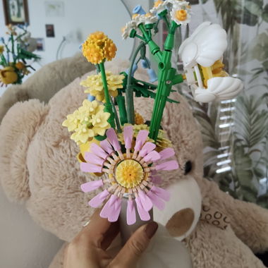 LEGO Flower Bouquet
