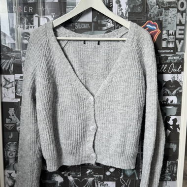Cardigan 