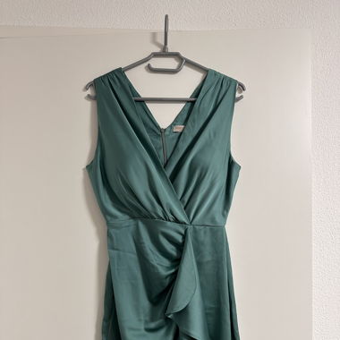Elegantes Etuikleid in Mint (Satinoptik)