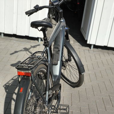 Cube Kathmandu Hybrid 625 Pro