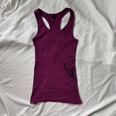Lilac / Pink Tank Top with Flame Heart Print