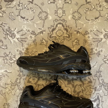 Supreme Shox