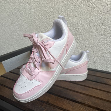 Chaussures Nike jamais porté 