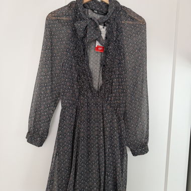 Leichtes Zara-Kleid mit Muster