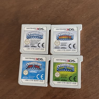 4 Skylander games