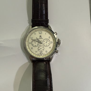 Quartz Analog Chronograph Watch