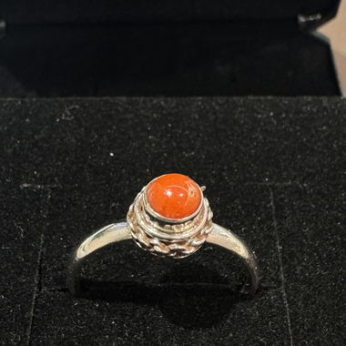  Silberring mit rotem Korallenstein