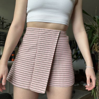 Rock mit eingebauter Hose