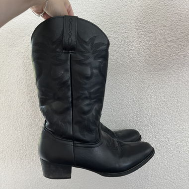 Schwarze Cowboy-Boots