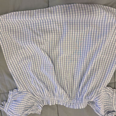 Top a quadretti blu e bianco