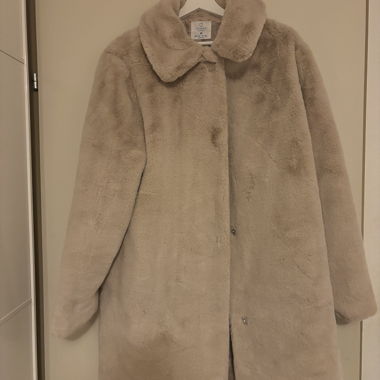 Fake fur coat
