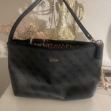 Guess Handtasche/ Shoulder Bag