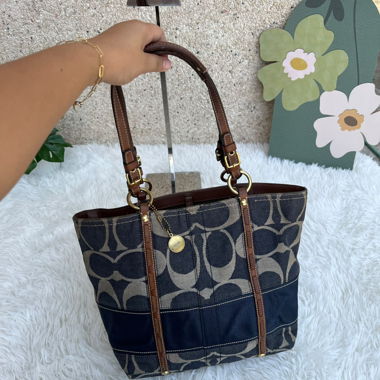 perfetta borsa tote Coach per la scuola, taglia media