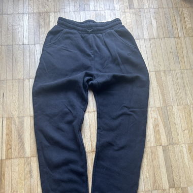 Schwarze NYC Sporthose 