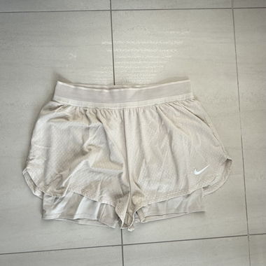 Pantaloncini da corsa beige Nike