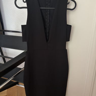MISSGUIDED robe midi noire