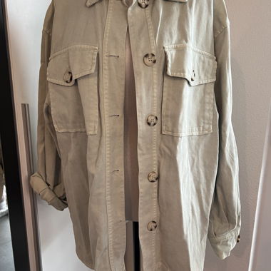 Pull&Bear Hemdjacke Beige Gr. S