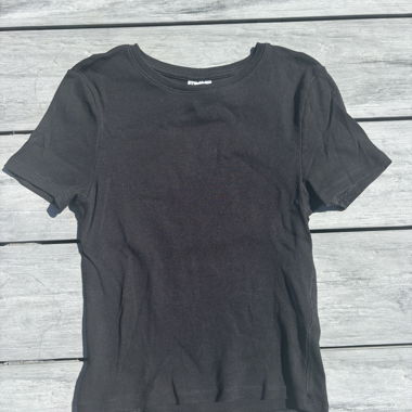 Schwarzes T-Shirt