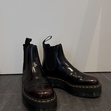 Dr. Martens Chelsea Boots