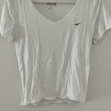 Hollister White T-Shirt