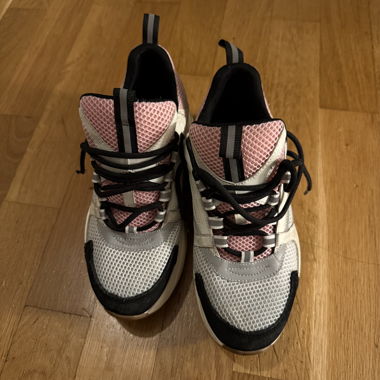 Baskets sportives