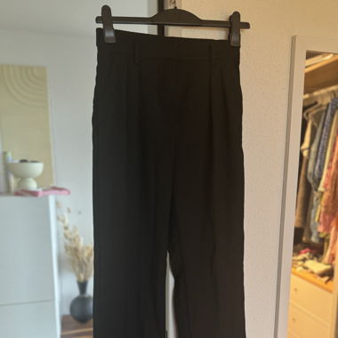 Elegante schwarze Hose