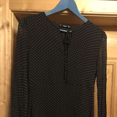 Kleid mit Fledermausärmeln