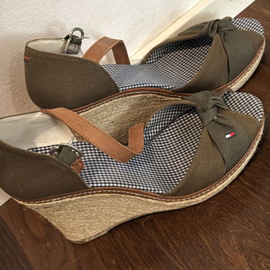Tommy Hilfiger Wedges