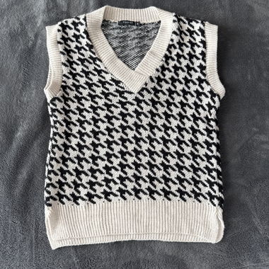 Sweater Vest