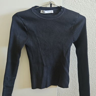 Zara-Rippstrickoberteil