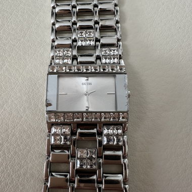 Montre-bracelet Guess pour femmes