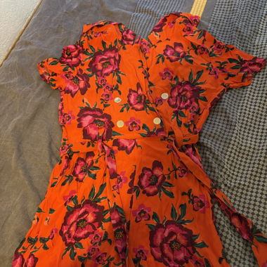 Combinaison fleurie orange 