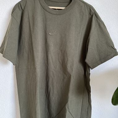 T-shirt Nike kaki
