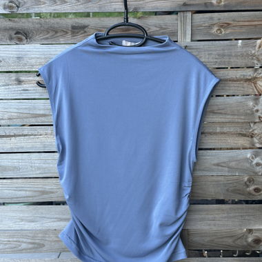 Top H&M senza maniche