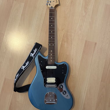 Chitarra elettrica Fender Jaguar