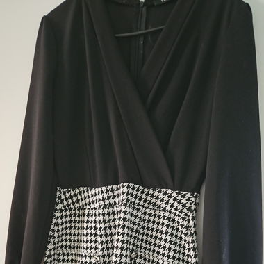 Robe noir a carreaux 