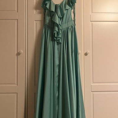 Abito maxi verde menta/azzurro con volant, taglia S
