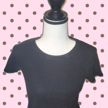 Schwarzer gerippter Cropped-Top