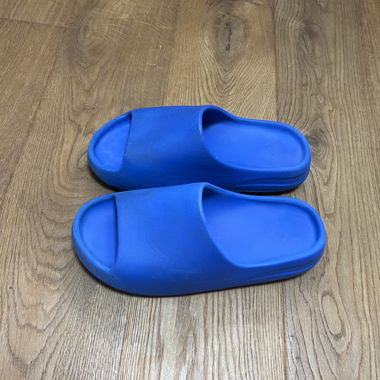 Yeezy Slides bleu