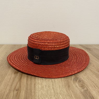 Gucci vintage hat with monogram ribbon